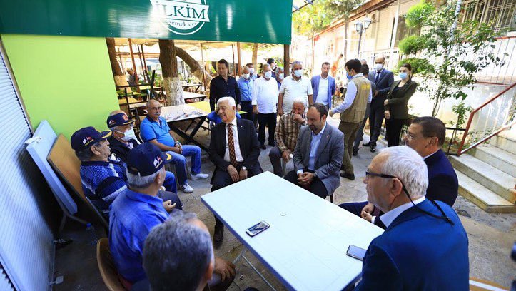 adem_zeybekoglu's tweet photo. Muğla Büyükşehir Belediye Başkanımız Dr. Osman Gürün ve Milas Belediye Başkanımız Muhammet Tokat ile birlikte CHP Milas İlçe Başkanlığımıza ziyaret ettik.İktidara yürüdüğümüz bu süreçte CHP Milas İlçe Başkanımız Tüze Çetinkaya ve İlçe örgütümüze çalışmalarında başarılar diliyoruz https://t.co/XTSJkp8osE