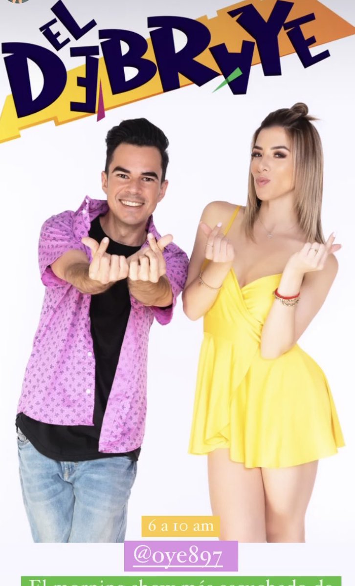 LeticiaMoralea's tweet photo. @rebeldesCLUB897 @pao_sasso @PonchoYezka @OyeElDebraye @Oye897 Buen día aquí ya escuchando a @pao_sasso  y al buen @PonchoYezka https://t.co/5PrMblUTGp