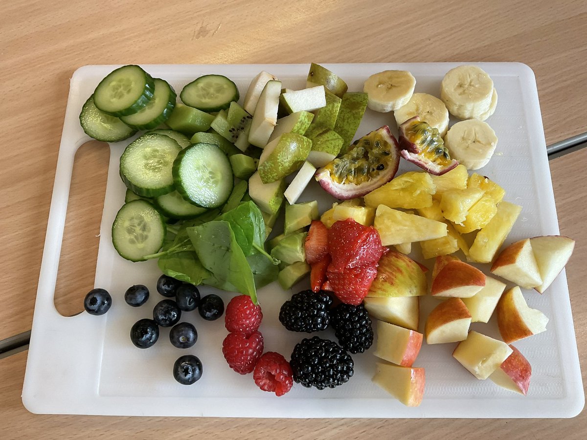 WhetstoneYear3's tweet photo. Morrisons visited Year 3 this morning and talked about health eating and fair trade.  Jo brought in lots of different fruits and vegetables for us to try. The fruit didn’t last long! https://t.co/55jyq4r1WV