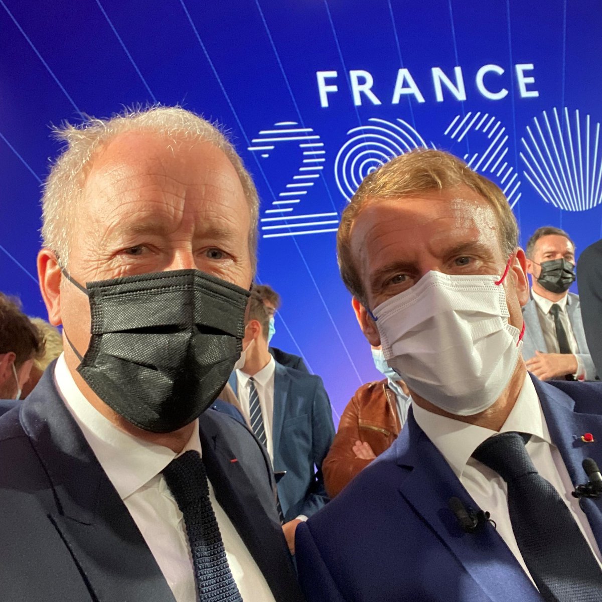 🇫🇷#France2030 L’@ANIA_France salue la reconnaissance d'<a href="/EmmanuelMacron/">Emmanuel Macron</a> du secteur #agroalimentaire comme un champion industriel stratégique pour le pays.

Jean-Philippe André, Pdt de l’#ANIA était présent pour représenter le 1er secteur industriel français.
(1/3)