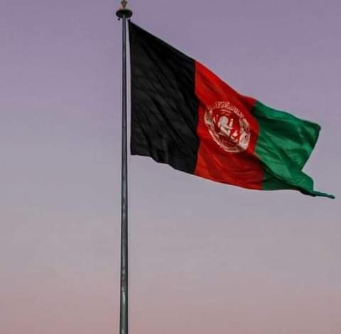 AfghanHjran's tweet photo. زمونږملی بيرغ به په څومره زړونواوریټویټ ارځې
#Afghanistan https://t.co/wcAD21RVMx