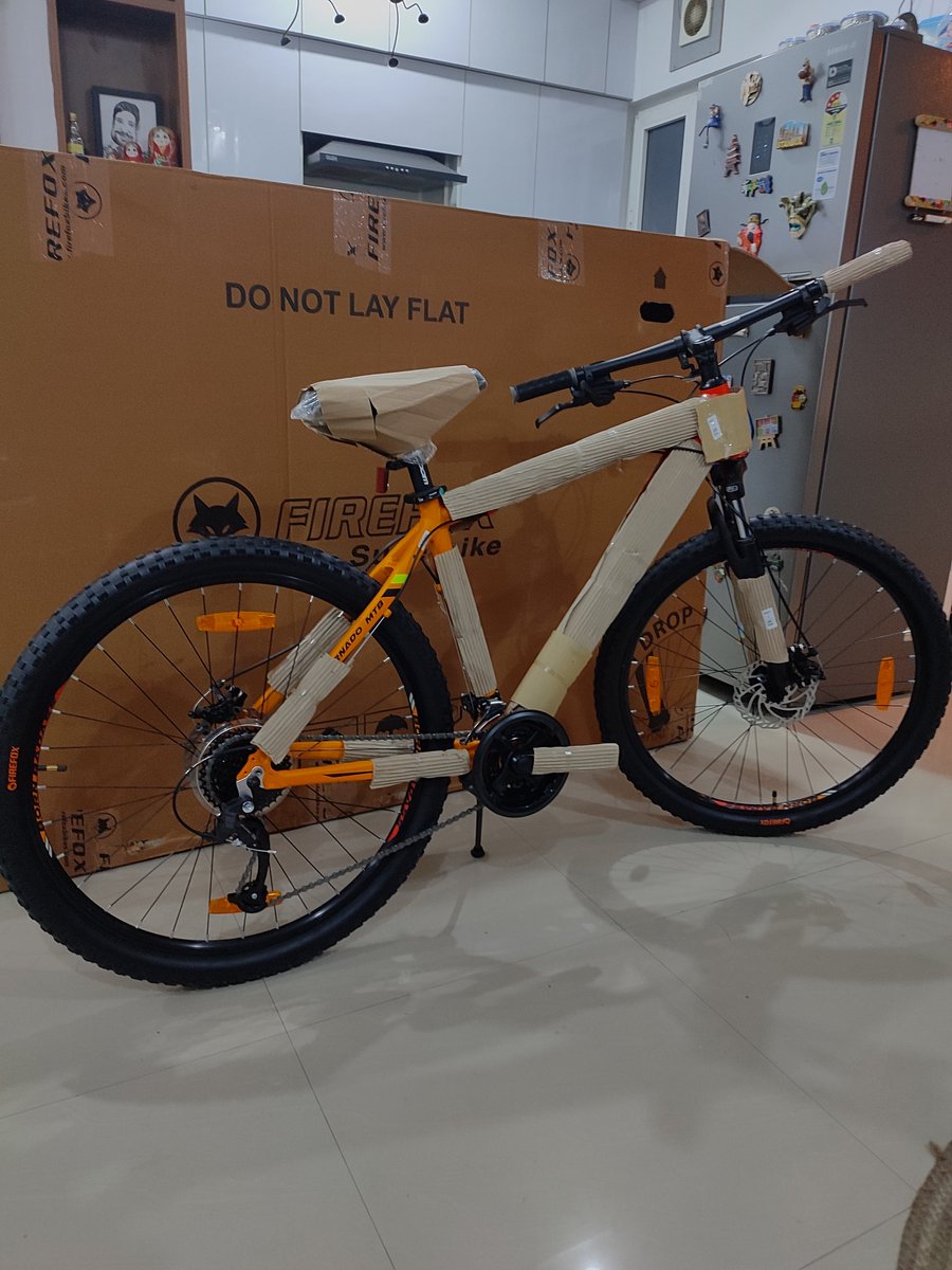 Arjit_Garg's tweet photo. And it's here...
Unboxed @firefox_bikes Tornado 27.5 MTB
Can't wait to take this cycle on a ride..
@firefoxbikes #FirefoxCycle
#Cycle https://t.co/HrqAQGAyeu