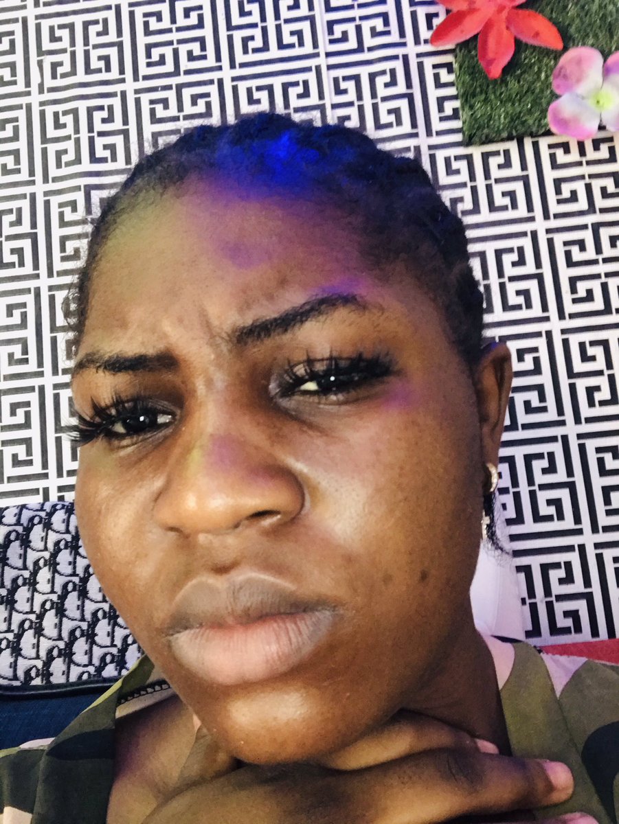 SMorgan237's tweet photo. When random people start greeting me by my name 😒like wtf do I know you where me know you where we know each other 😒 https://t.co/L1IoYel1JQ
