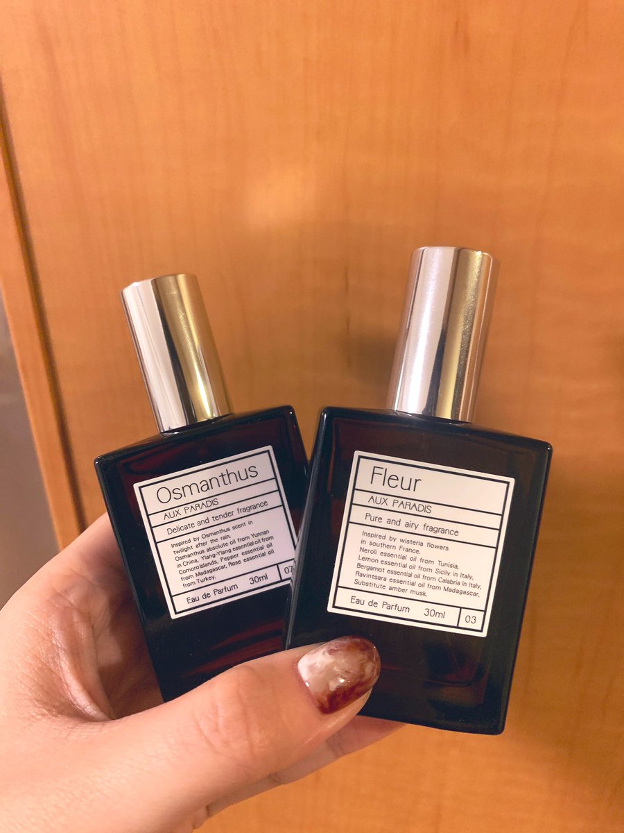 mayucom402's tweet photo. 金木犀の香水ほんといい匂い🥺

フルールとの重ね付けも最高✨

次は冬限定のホワイトベリーも
ゲットしなきゃなぁ☺️❤️ https://t.co/CEYvYXxzyR