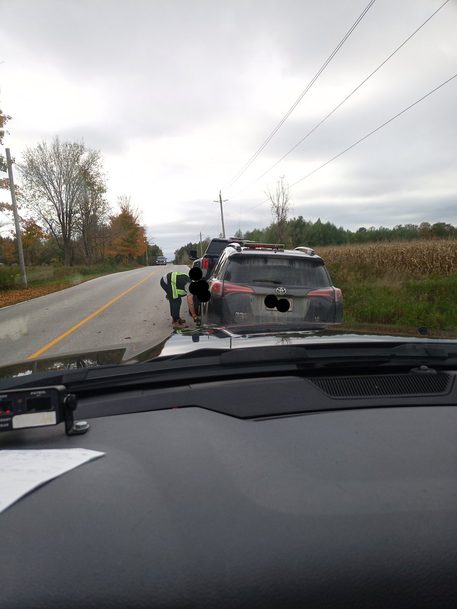 Not all country roads are posted 80km/h roads. Please be aware of your speeds at all times. This driver has lost their car for 14 Days and their licence for 30. Clocked at 114km/h and paced at 126km/h in a posted 70km/h zone. ^DA #justslowdown #ruralpolicing