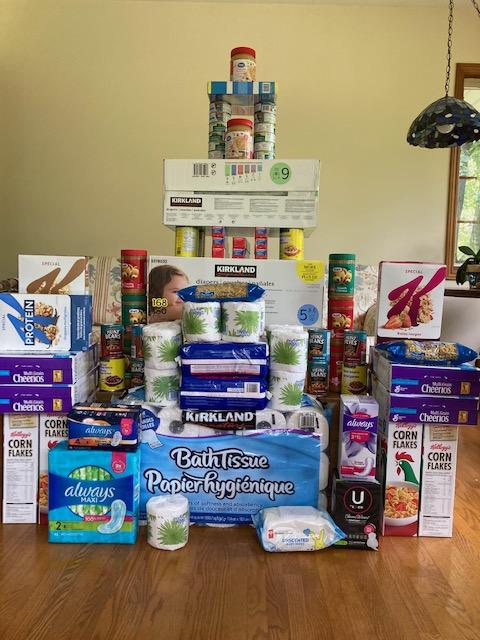 ChalmersCentre's tweet photo. Hey @HarcourtUC! Thank you for this terrific food sculpture! In addition to the 127 pounds of food, diapers and toilet paper coming our way, we will receive a cheque for $127. You got a creative way to give to us here @ChalmersCentre? #bringit https://t.co/uh7862acA5