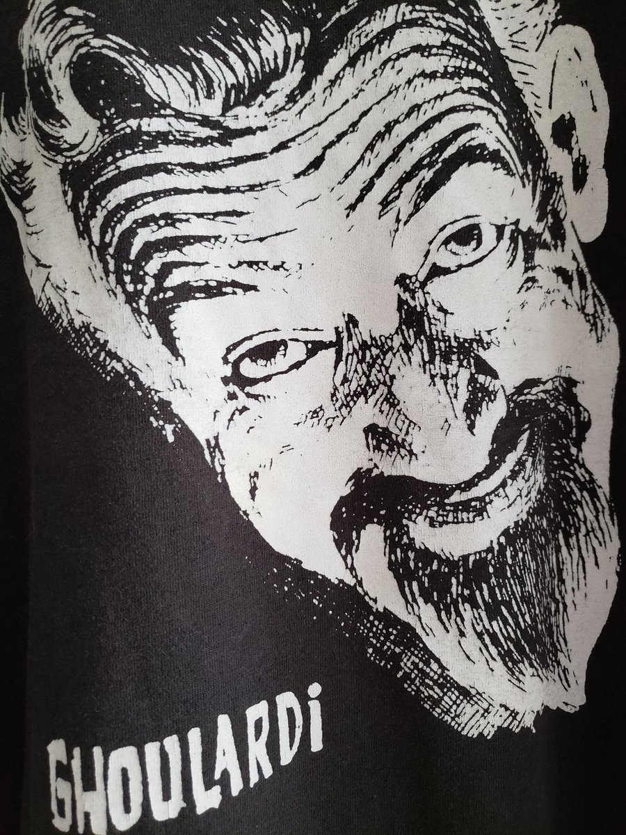 Vintage Ghoulardi Daffy Dan shirt. Excellent condition, size Large!

Own a piece of Cleveland history for only $30!! DM to purchase. 
👉👉 toohotvintage.com