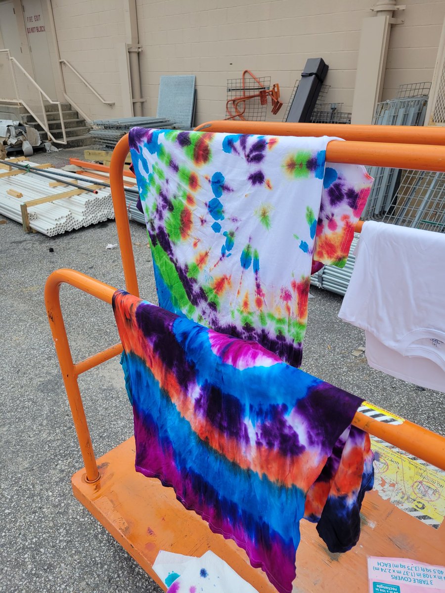 Making some groovy shirts today for Tye Dye Tuesday. #thankyourcashier <a href="/robert_miller25/">@2505 Dundalk</a>  @LacianNoble <a href="/ROMEO1961YAHOO1/">Chris Romeo</a>  @John_Clark_THD