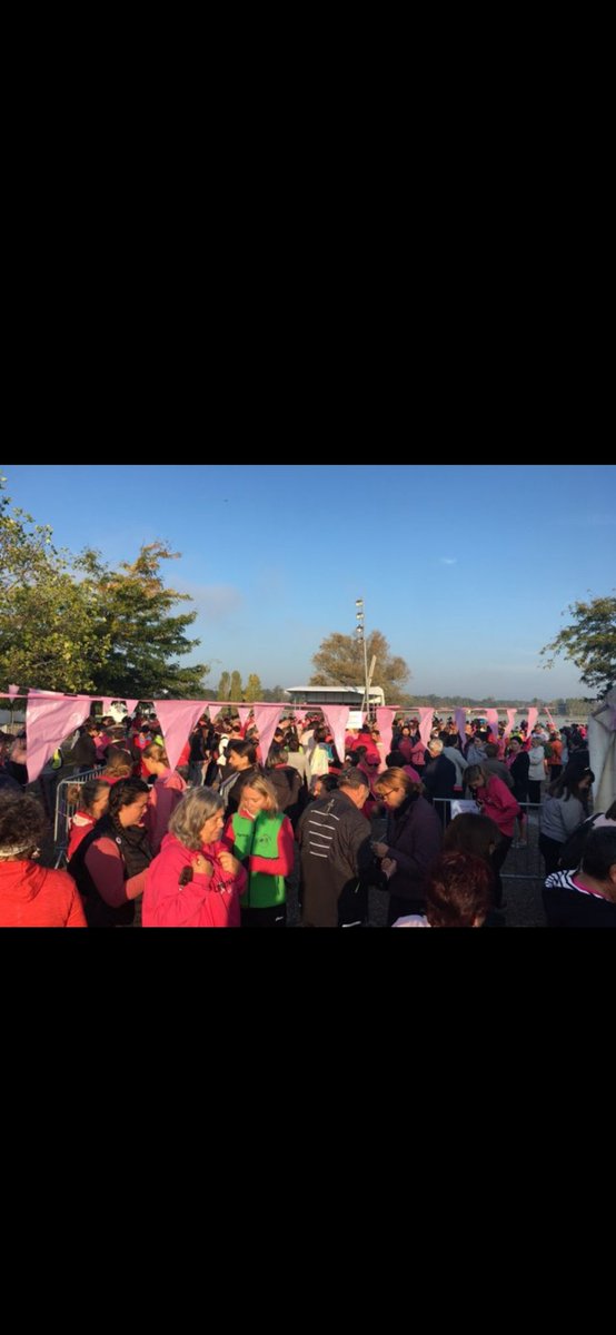 Sourires et bonne humeur en compagnie de <a href="/ladies/">michael jackson</a>'circle Libourne Saint-Emilion pour remercier le <a href="/CMSudOuest/">CMSudOuest</a> du coup de pouce de 2 000€ ! 🏃🏻‍♀️🎗️🎖️
#solidarité #OctobreRose #tousengagés <a href="/CMSudOuest/">CMSudOuest</a> @secteur332 <a href="/SolidaritesCMSO/">SolidaritesCmso</a>