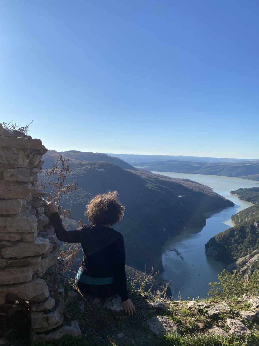 Una passeggiata da Titignano alla Roccaccia. In questo angolo dell'#Umbria il tempo sembra essersi fermato, venite a scoprire che pace e serenità la natura riesce a donarci.
SCOPRI DI PIU' 🌐 bit.ly/3zBxNWe
#trekking