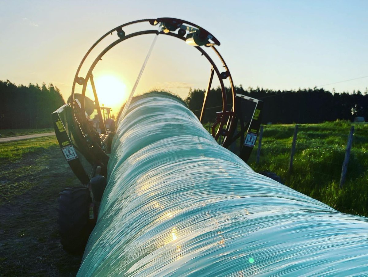 surenamaquinas's tweet photo. Sue fue otra envolvedora en continuo ANDERSON importada de Canada 🇨🇦 !!! Gracias Carlos Alfonso Sepulveda!! 💪💪💪🔥🔥🔥#Sureña #Sureñamaquinariaagricola #Sureña_maquinaria_agricola #andersongroup
#anderson_inline_wrapper #envolvedora_anderson https://t.co/v4KoD3q5Xf