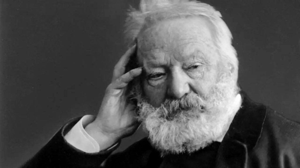 Poesiaitalia's tweet photo. “C'è una certa solidarietà e un'infamia condivisa tra il governo che fa il male e il popolo che lo lascia fare.”
Victor Hugo https://t.co/Ulh9PPG3Wv