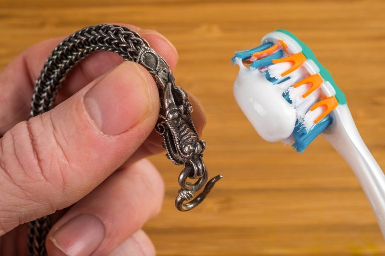 BuyerAntique's tweet photo. How Do You Clean Heavily Tarnished Silver?
If you have sterling silver, you are probably wondering how to clean silver items at home. Read this article we will explore the 5 best-known at home methods for cleaning your silver. https://t.co/cK5WzYguOW
#CleanSilver https://t.co/7XXhzZayWE