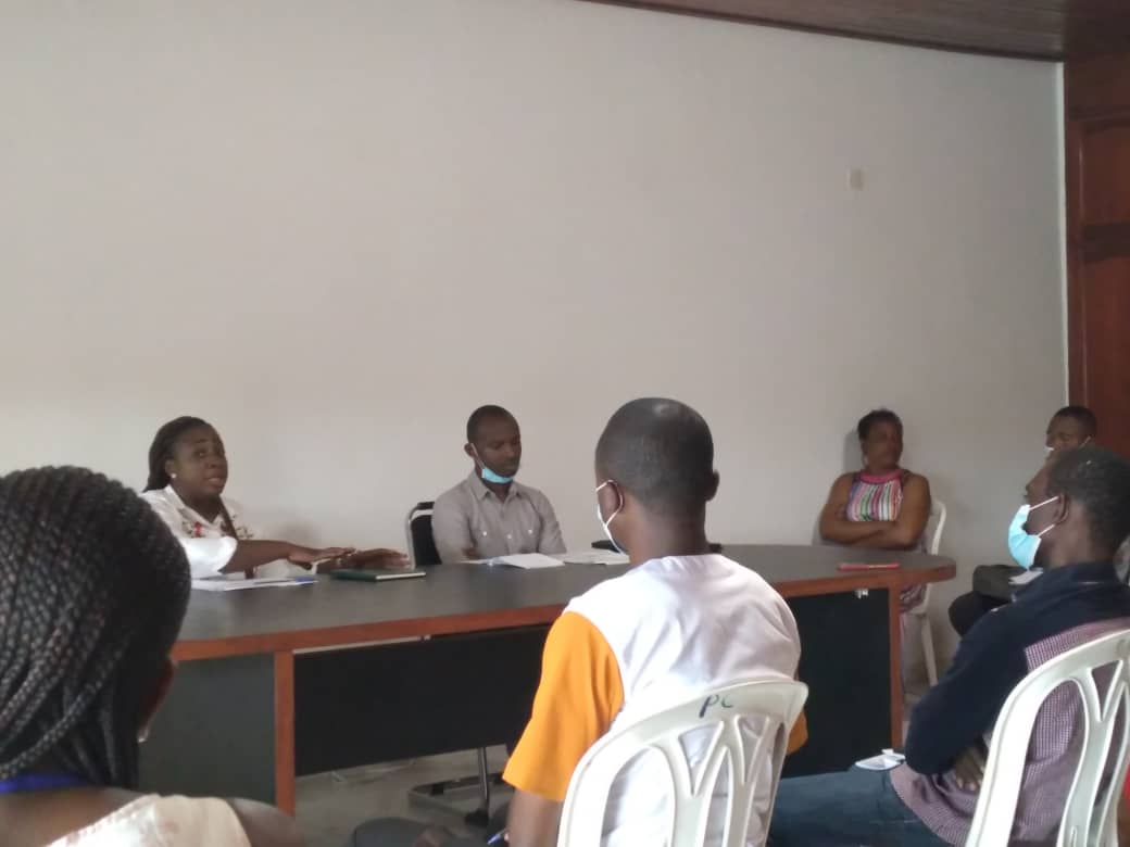 BanqueIvoire's tweet photo. Le Samedi 09 Octobre 2021, dans les locaux de la Banque Alimentaire de Côte d’Ivoire s’est tenue une rencontre d’échanges entre la Banque Alimentaire de Côte d’Ivoire et son réseau associatif, à l'effet de faire un bilan des activités au titre de l'année 2020, mi-2021. https://t.co/yWeiMLAtx7
