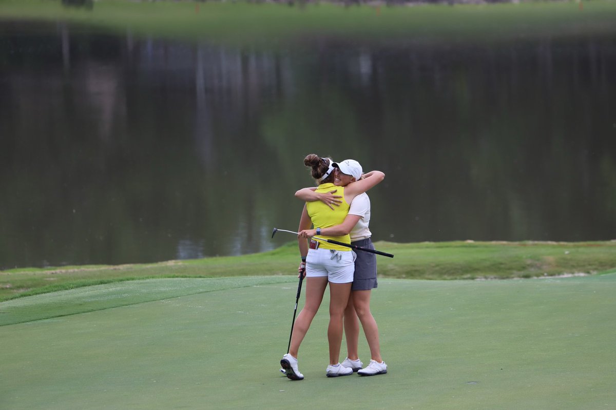 fatifcano's tweet photo. May 2021 - battle for a tourney in a playoff with one of my best buddies on tour

October 2021 - getting my LPGA card next to one of my best buddies on tour

We have it pretty good @cdcase_54 https://t.co/4ImQvnKUXI