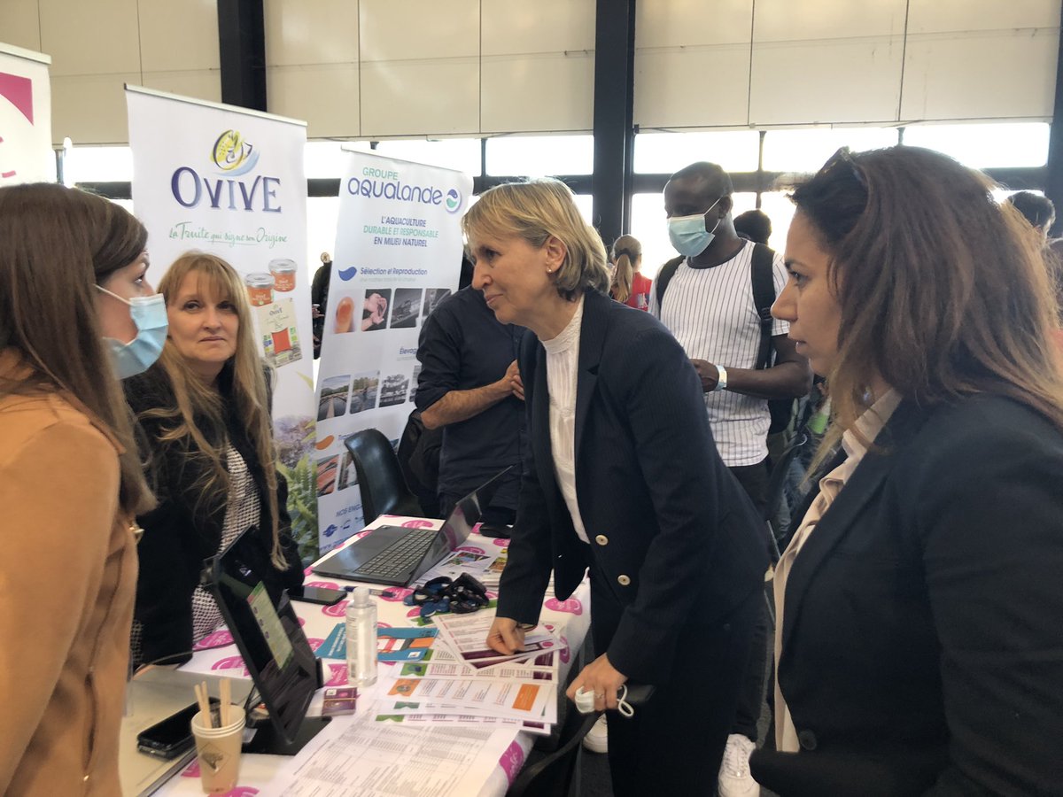 Excellent échange avec Mme Fabienne BUCCIO préfète Nouvelle Aquitaine. L’agriculture secteur important pour l’insertion en emploi. @oselagriculture <a href="/AnefaPoitou/">ANEFA POITOU-MARITIME</a> <a href="/anefa_gironde/">ANEFA Gironde</a> <a href="/ArefaLimousin/">AREFA Limousin</a> #anefa40 #anefa24 <a href="/PrefAquitaine33/">Préfet Nouvelle-Aquitaine et Gironde</a>