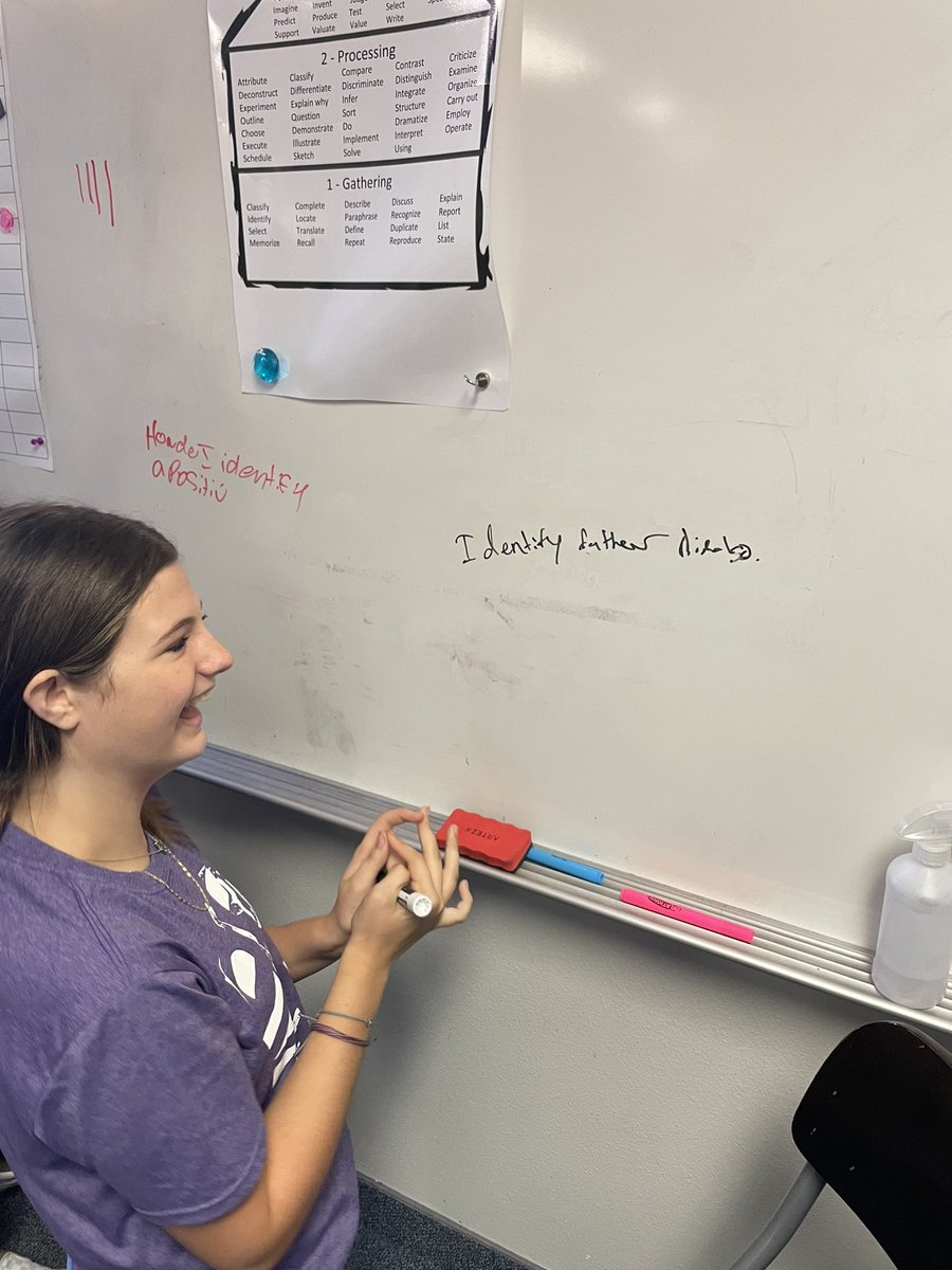 GHS_Ditto's tweet image. Great teamwork! Rock, Paper, Scissors, races, and costas level questions for a chance to win a Dr.Pepper! #ActonAvid #WICORized @AMSpirates @ActonMS_IS ##GISDGr8ness!