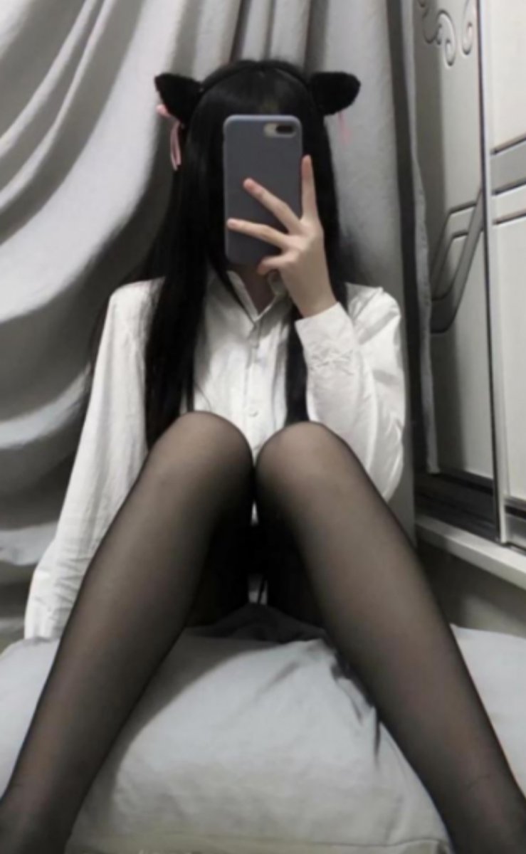 Te7sA4qjHawjxbd's tweet photo. 找两个狗狗玩一下25岁以上@Te7sA4qjHawjxbd https://t.co/r4LPK6rqQz