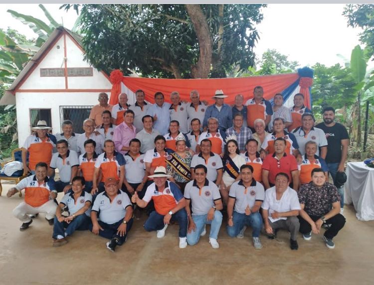 VICHELARA's tweet photo. Aniversario 47 del Club Liga Deportiva Estudiantil de Pasaje https://t.co/9OEKEn7axZ