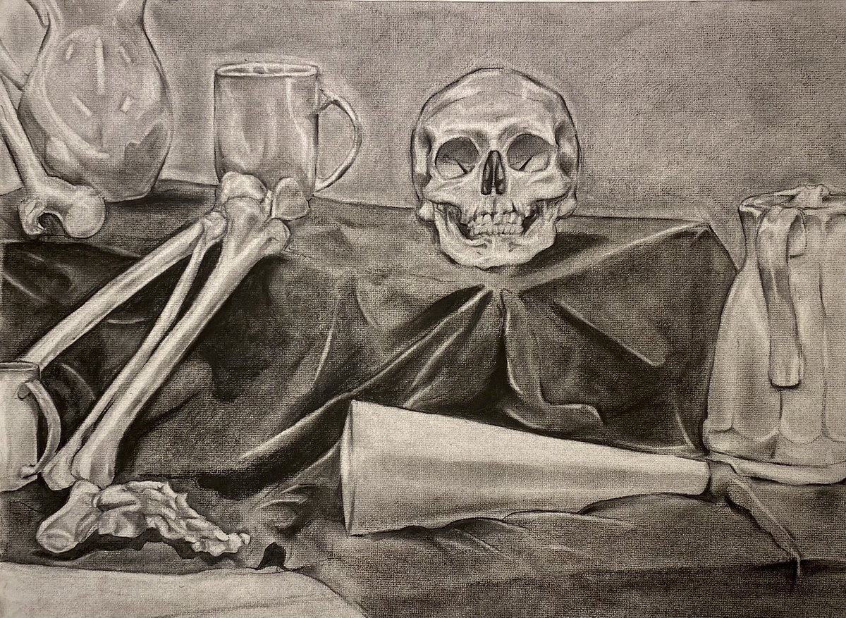 sonhdon's tweet image. showing my graphite and charcoal pieces for this #PortfolioDay