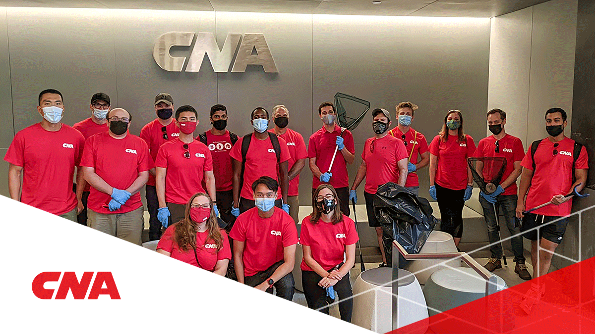 CNA_Insurance's tweet photo. CNA colleagues are taking part in the @doubleicf's Week of Giving by volunteering in local communities across the nation. https://t.co/4cBPwJqRZ2 #IICFWeekofGiving https://t.co/k6JXM9COkI