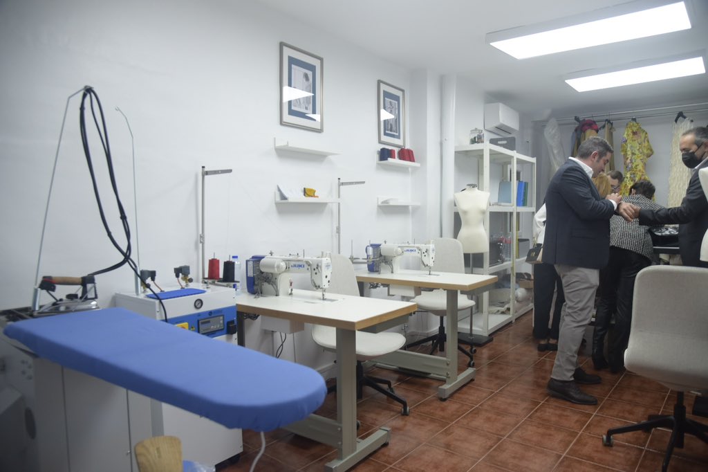 APoncela tweet media