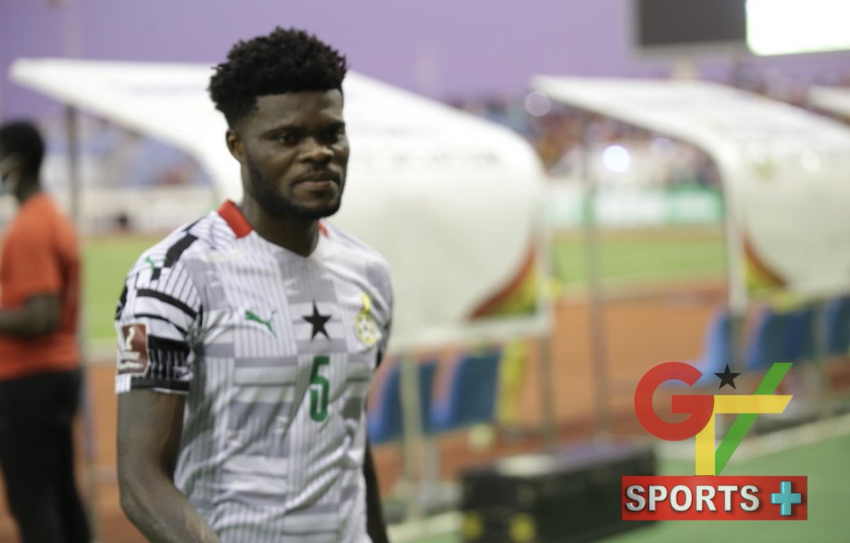 mygtvsports's tweet photo. 32’ 

Zimbabwe 🇿🇼 0-1 Ghana 🇬🇭 
Thomas Partey scores a long range goal from a  set piece !! 

How about that finish .🥺

#GTVSports
#Qatar2022 https://t.co/4MOhiAqTHF