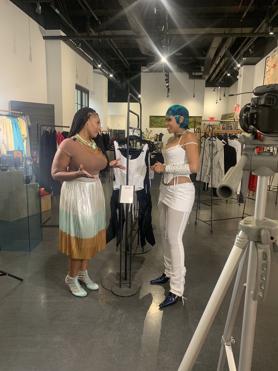 tiptonaires's tweet photo. thank you Hanging Out in Detroit for covering me and my brand @shophuche at Detroit is the New Black! 🖤 #detroitdesigner https://t.co/QKaKMgxaoa