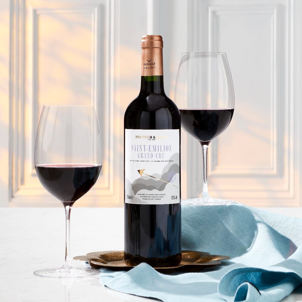 mcrconfidential's tweet photo. ❤️WIN! 😘A 900g Fortnum and Mason Côte de Boeuf for two, a bottle of Fortnum’s St. Emilion, Mustard and Horseradish FREE! Worth £79.40 👀Win this; just LIKE this post and then RETWEET… the winner drawn on 18th Oct, GO ❤️😎💃MAKE SURE YOU RT! https://t.co/M2lOrqfPUq
