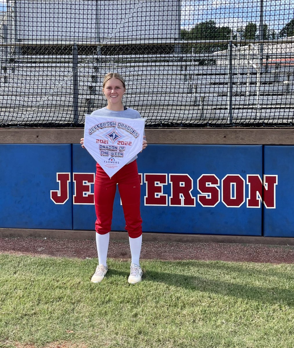 AgencyMcleish's tweet photo. This week’s Douglas McLeish Agency Farmers Insurance Jefferson High School Varsity Softball 🥎🥎 Dragon of the Week 💙🐉💙 is Sr pitcher Ravyn Saxon! Ravyn pitched a complete game shut out against Madison Co last week. She allowed 0BB and threw 7Ks! @jeffdragonsball @ravyn_saxon https://t.co/55Rano42jl