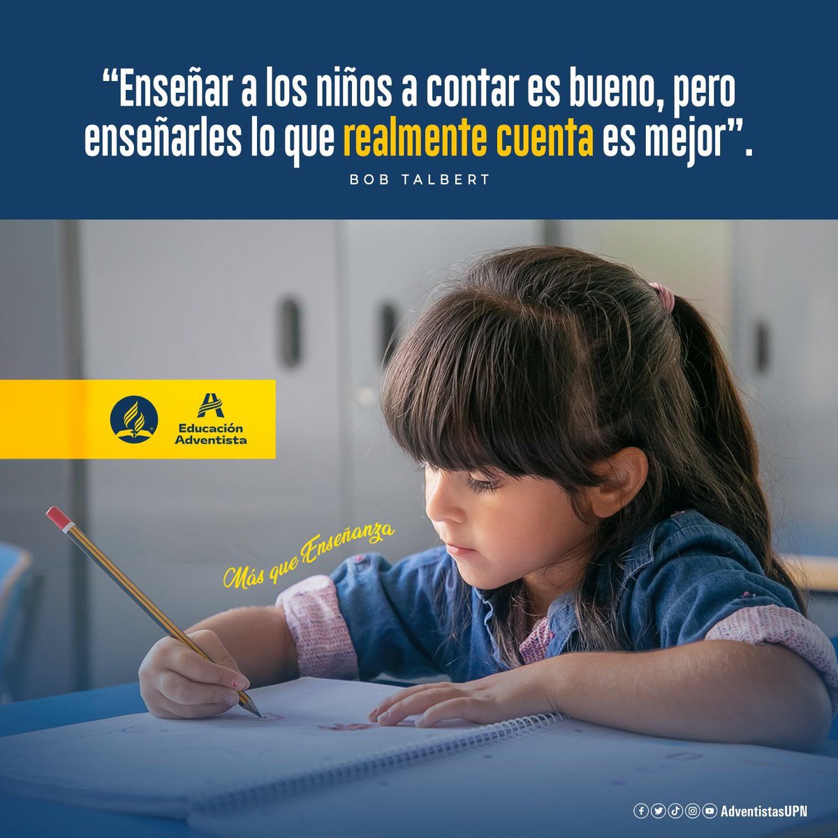 El mejor regalo que puedes darle a tus hijos es llevarlos a los pies de Jesús. 😊 
“Enseña al niño el camino en que debe andar, y aun cuando sea viejo no se apartará de él”. (Proverbios 22:6)

#EducaciónAdventista #MásQueEnseñanza