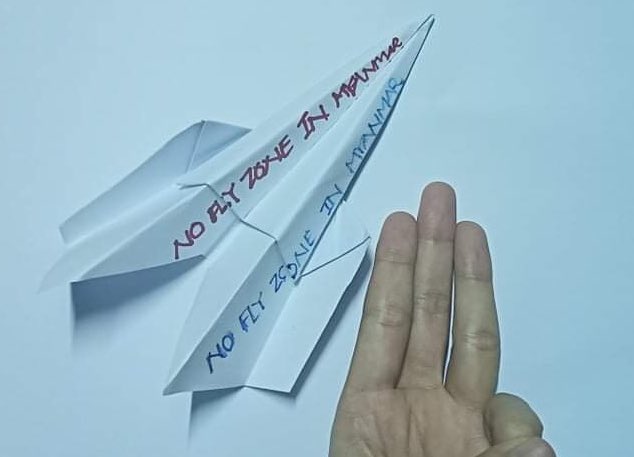 NantEiThandar's tweet photo. If @UN and the international community doesn't want to see worse deaths and destructions in Myanmar, please implement #noflyzoneinmyanmar. We, myanmar people urgently need your action to #HelpSagaing which is under air strikes. @antonioguterres #WhatsHappeningInMyanmar https://t.co/293k7ZEaGg