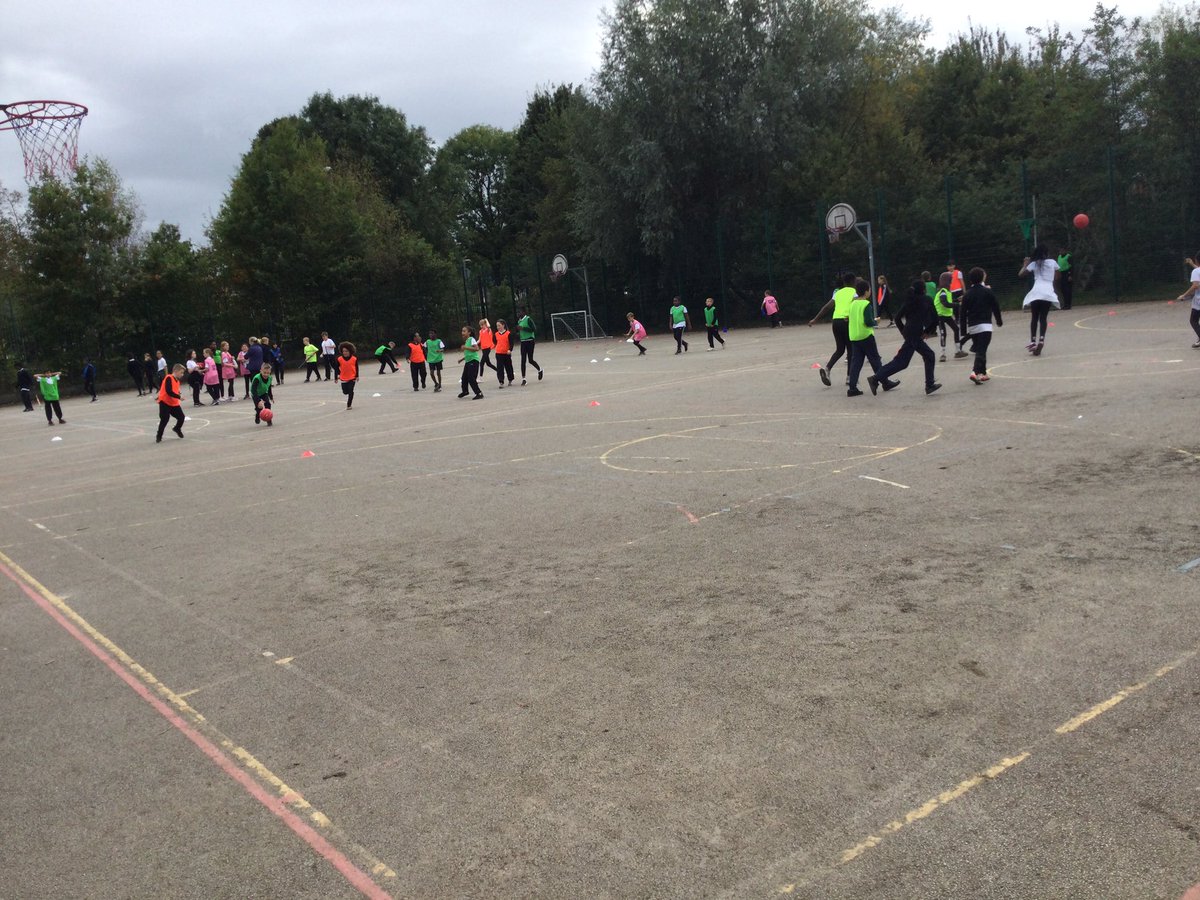 PE @ River View tweet media