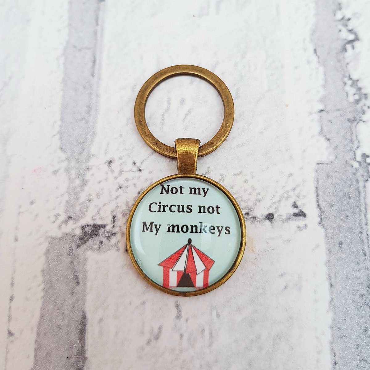 martisanne's tweet photo. Not my circus not my monkeys keychain, breakup gift, divorce, funny keyring, funny circus quote, adult humour, novelty key fob , mature, Q2 https://t.co/DkZOlZQ4sf #EtsyTeamUnity #TMTinsta #BreakupGift https://t.co/ksua8XggMM
