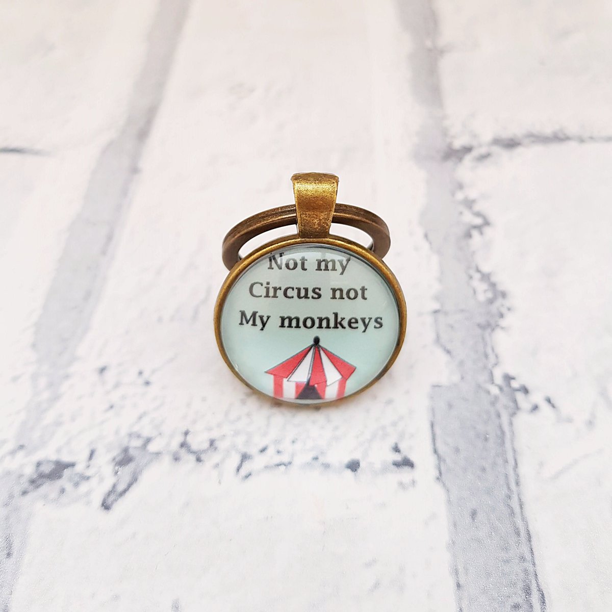 martisanne's tweet photo. Not my circus not my monkeys keychain, breakup gift, divorce, funny keyring, funny circus quote, adult humour, novelty key fob , mature, Q2 https://t.co/DkZOlZQ4sf #EtsyTeamUnity #TMTinsta #BreakupGift https://t.co/ksua8XggMM