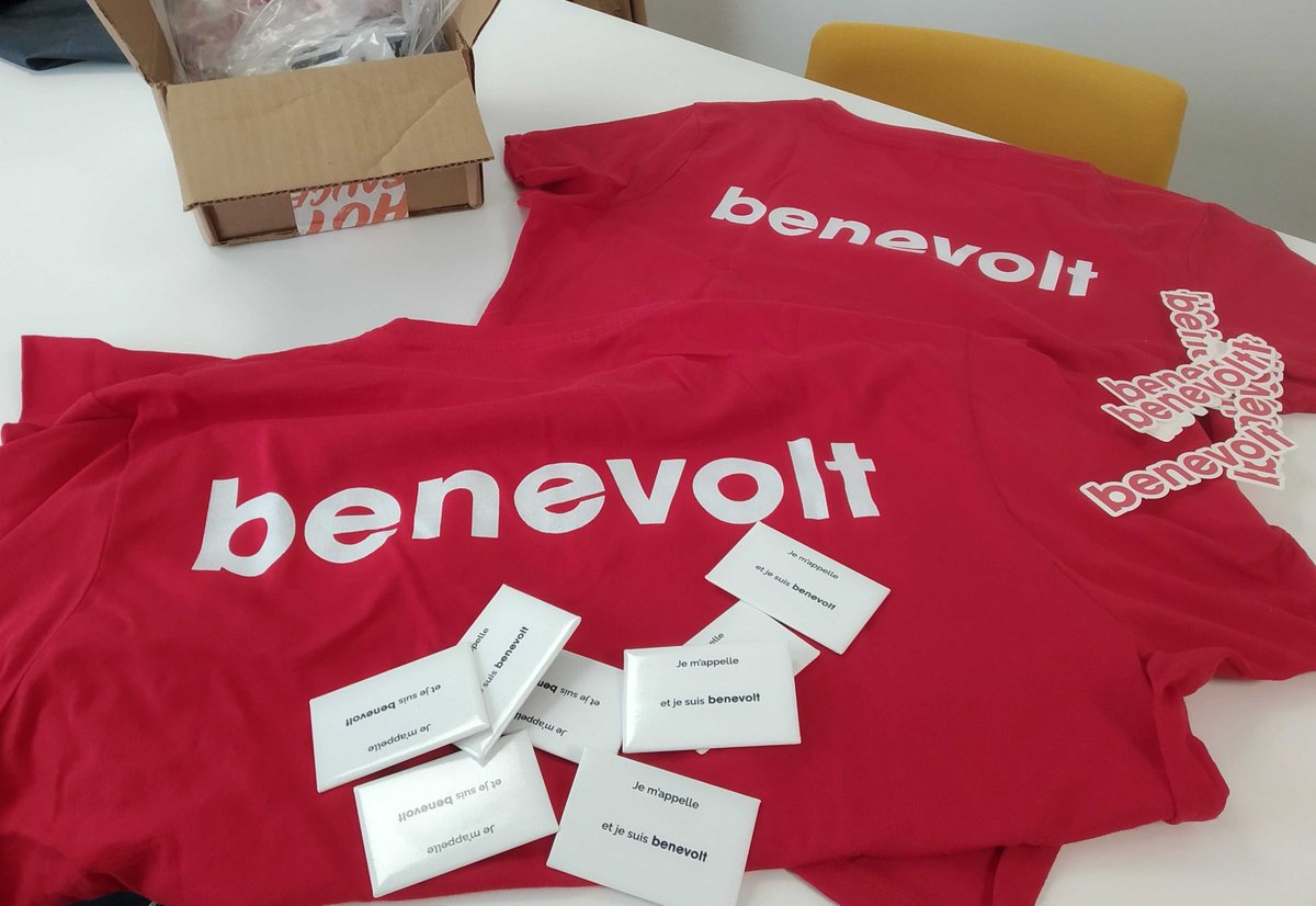 Demain c'est le jour J 📅! 

Vous pourrez retrouver toute l'équipe de Benevolt au #ForumAsso  

Venez à notre rencontre dans le corner 180E ou suivez les T-shirts rouges !

Au fait, il nous reste quelques places alors faites-nous un signe 👋 si vous êtes intéressés !