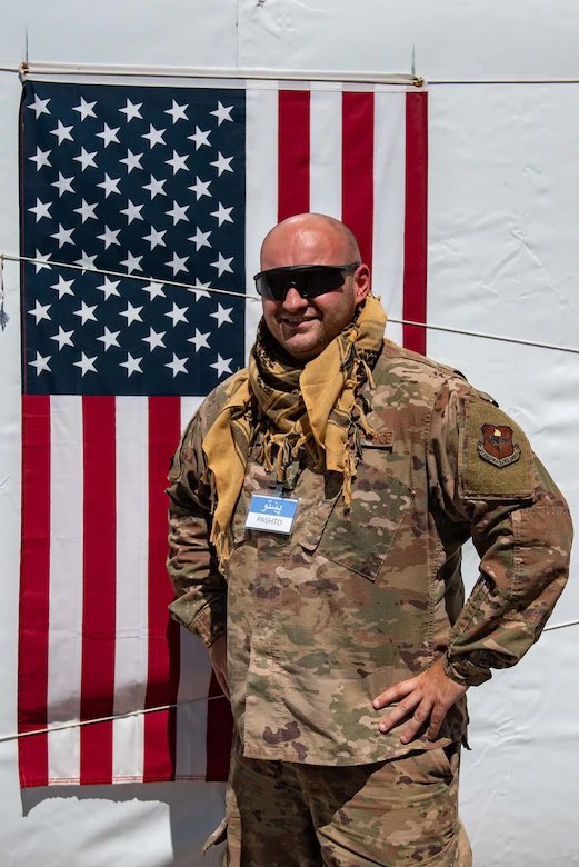 HollomanAFB's tweet photo. TSgt Steven Toma &amp; his family immigrated to the U.S. following Operation Desert Storm in 1991.

Toma volunteered to join #TaskForceHolloman as soon as he heard that Afghan evacuees were coming to #HollomanAFB. #OperationAlliesWelcome 

Read his story here: https://t.co/YZmvcKKw6A https://t.co/7OwkcG2A6T