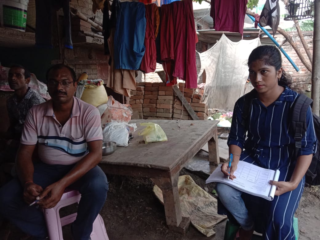 scopebihar's tweet photo. Our @DDUGKYMoRD student Ms. Saniya Sharma from Barh, Patna is breaking the stereotypes of society. She perform AI, give vaccinations, and also advice farmers on Dairy Animal Management. More power to her. @NIRDPR_DDUGKY @brlps_jeevika @Dept_of_AHD @ASCI_AgriSkills #DDUGKY https://t.co/bZUVRBMYF8