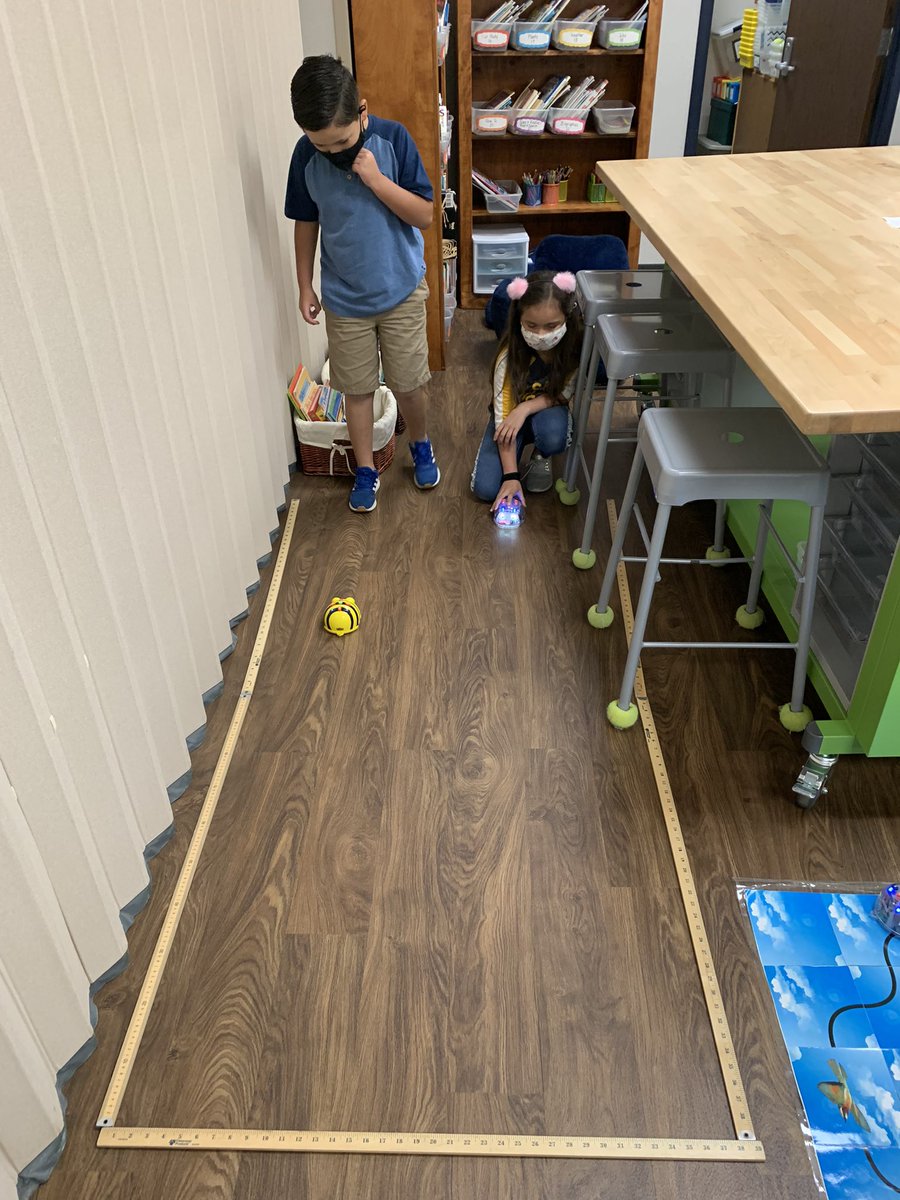 Bee-Bot coding races! Who can code the fastest? <a href="/HumbleISD_FCE/">Fall Creek Elem</a> #Transformers #FCExcellence