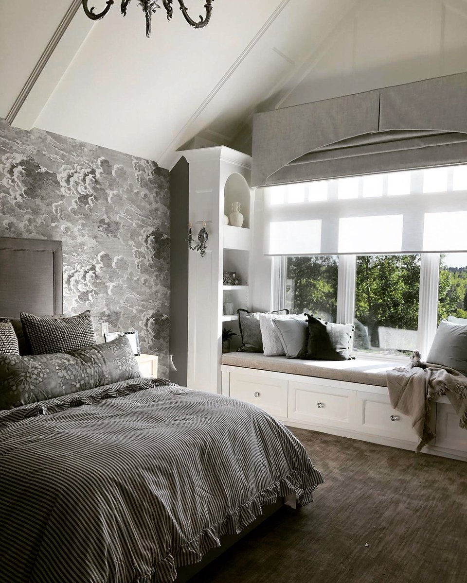 RCID_'s tweet photo. We are crushing over this client teen room.  This is how that room turned out after the wallpaper was installed!  #teenclient #teenroom #cloudwallpaper #greyandwhite https://t.co/kAUvBIBIGt
