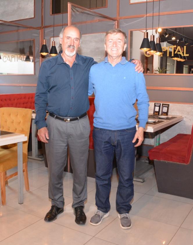 Desde #ValoresRN reafirmamos nuestro apoyo a la candidatura de <a href="/ATortorielloOk/">Aníbal Tortoriello</a>. Único candidato a Dip. Nac. que comparte nuestros principios y valores cristianos a favor de la familia como esencia de la sociedad. #EsCreerEnRN #YoQuieroValores