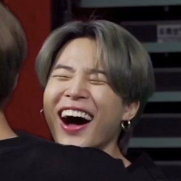 bangtan_ssk's tweet photo. “todo mundo precisa de um park jimin em sua vida” - a thread ♡ https://t.co/Q5xg3IcvLE