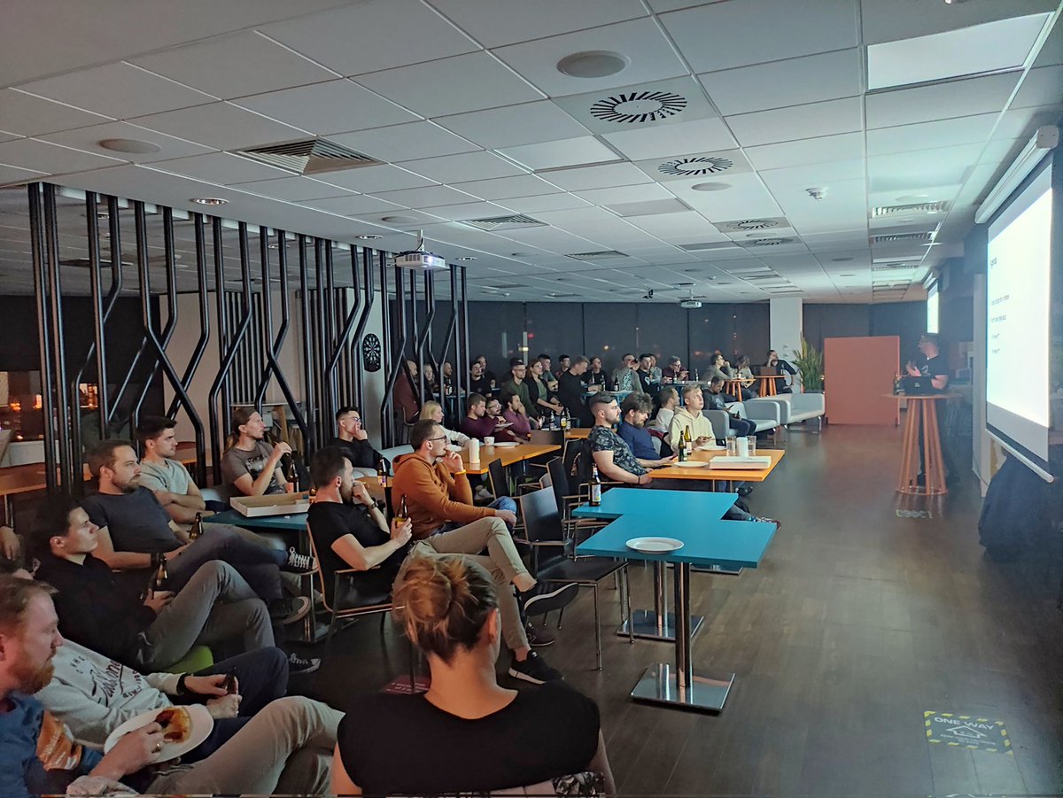 Now on stage <a href="/wkalic/">Wojtek Kaliciński</a> talking about Android Builds.