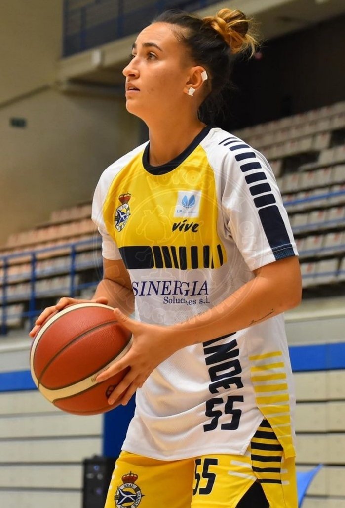 La jornada matinal #LFChallenge nos deja una exhibición brutal de <a href="/PratsLau/">Lau_prats</a>📊(20p,5reb,3as,27val) presentando candidatura para ser la MVP, en la primera victoria del <a href="/realcanoe/">Real Canoe NC</a> vs <a href="/iraurgisb/">Iraurgi Saskibaloia</a> por 70-81.
#Baloncesto #canalfeb #resultados <a href="/CompeticionFEB/">CompeticionesFEB</a>
#bestofyoufem
📸 <a href="/isamar_fv/">Isa📸</a>