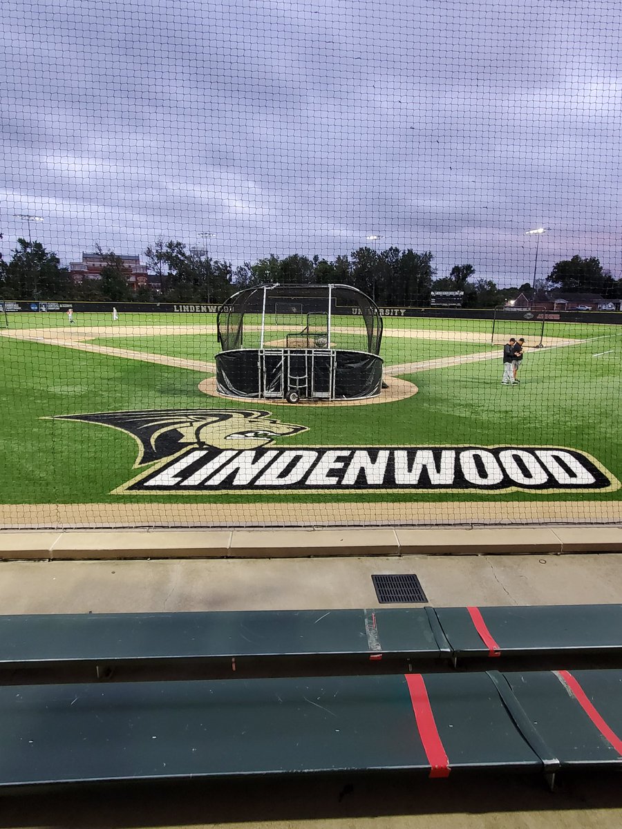 It was a long day started at 3am to catch a ✈ Thanks to <a href="/LULIONSBASEBALL/">Lindenwood University Baseball</a> for allowing us to kick off the tour with a practice at their beautiful facility.
Tomorrow <a href="/BTLOntario/">Between The Lines Ontario</a> heads down to Columbia to take on <a href="/MizzouBaseball/">Mizzou Baseball</a> 
First pitch ⚾️ : 4:00 PM
