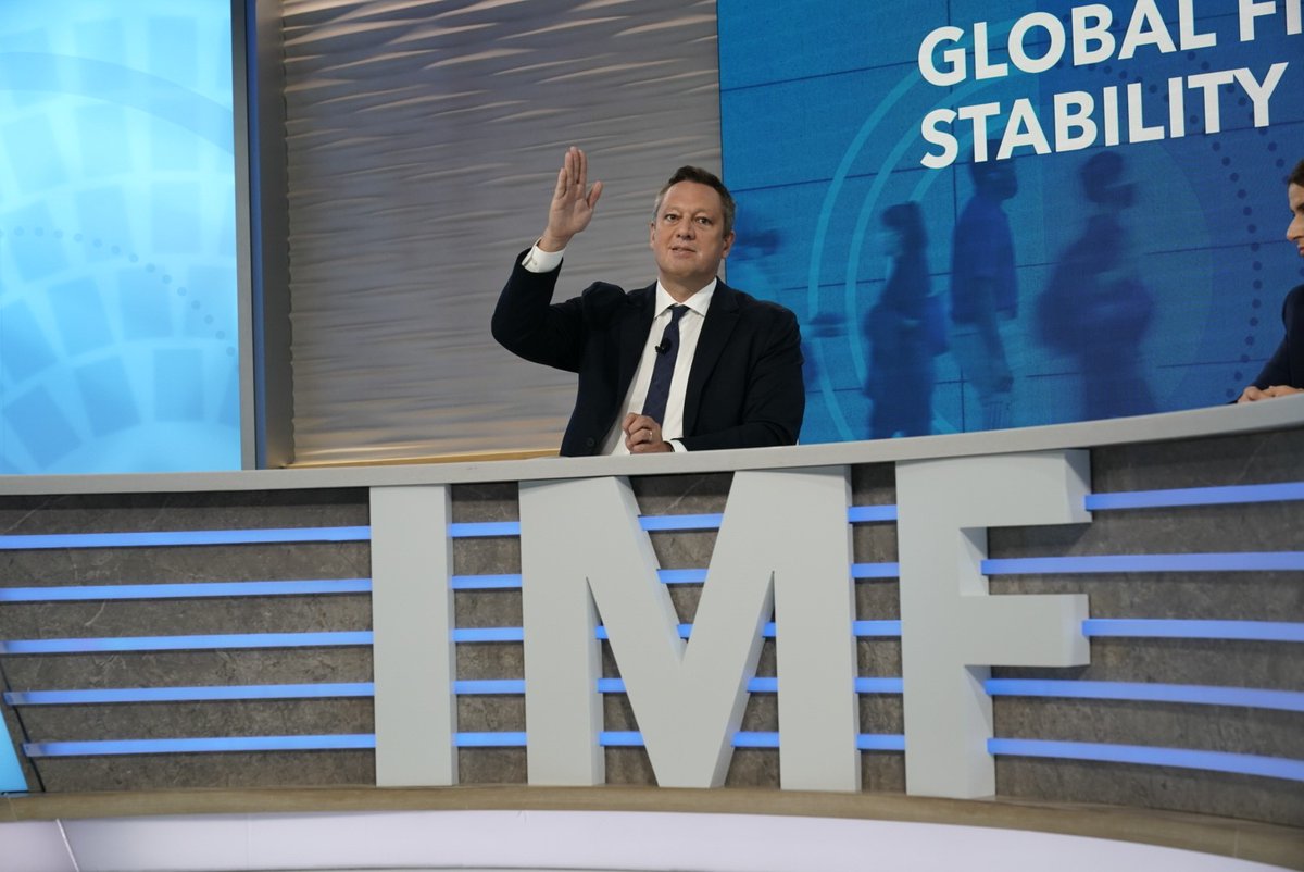 IMF's Adrian: #Crypto policies need to ensure financial integrity, investor and consumer protection, and global monetary and financial stability. bit.ly/3uvL7JB #GFSR