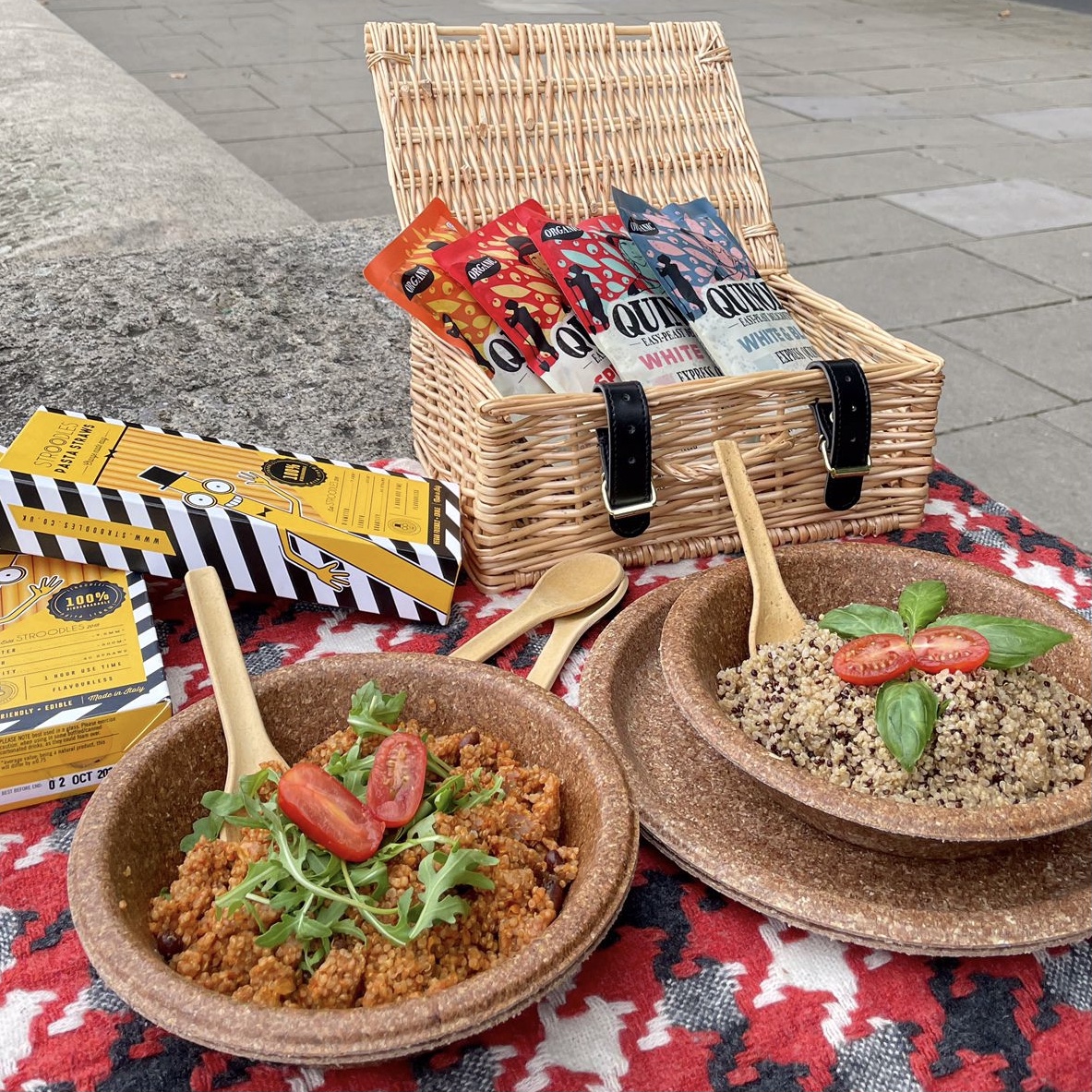 <a href="/QuinolaUK/">Quinola</a> 😋 &amp; <a href="/stroodles/">Zhi/Tom He</a> Eco-Tableware 🍽 Giveaway on instagram!

Like us here at Stroodles HQ, Quinola are passionate about sustainability.🌱They are collecting one plastic packet for every one we sell. That’s their Plastic Neutral Promise! 🙌