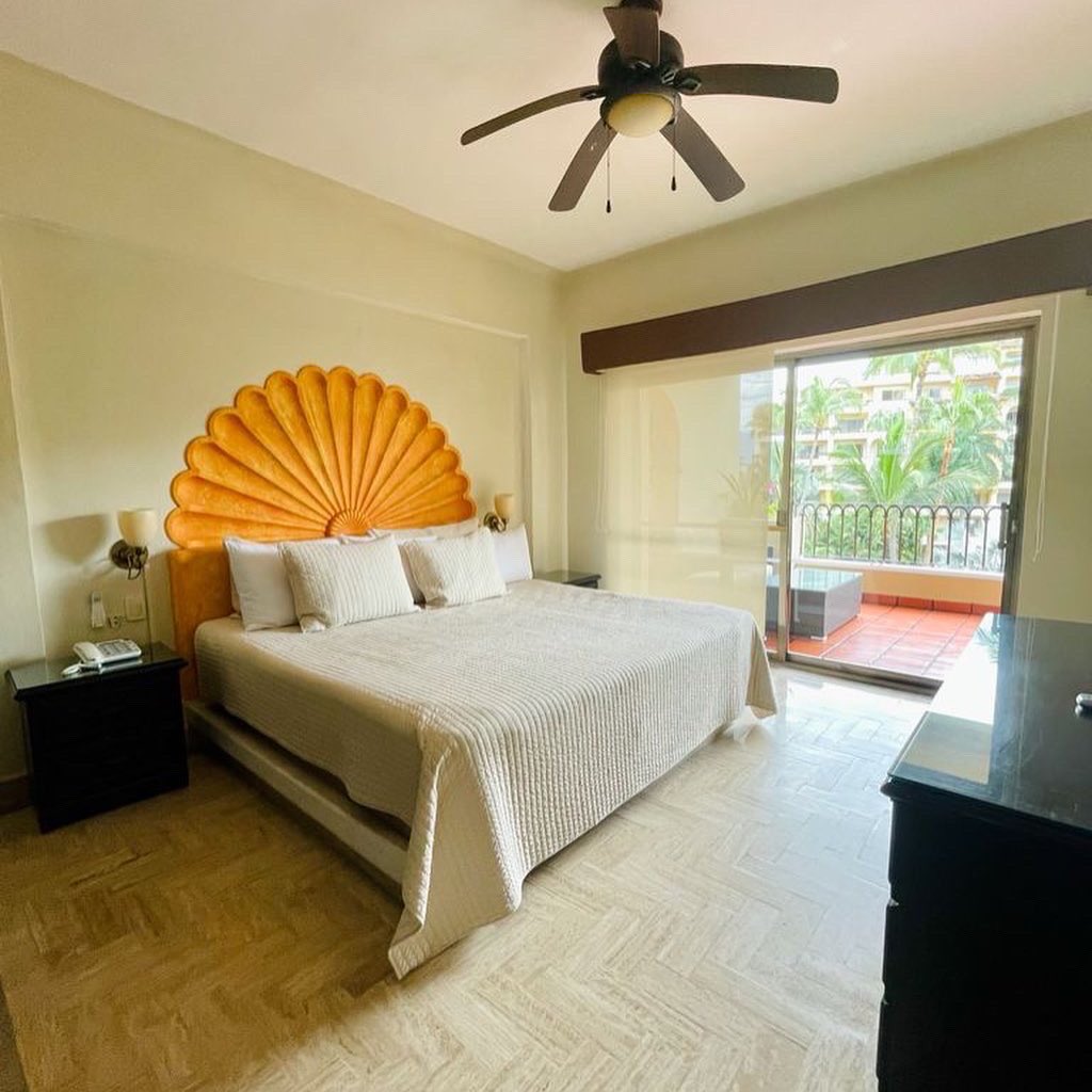 LeadingConcierg's tweet photo. Hermosa unidad de 3 recamaras 2 baños totalmente equipada, cómoda y espaciosa, ubicada dentro del desarrollo Velas Vallarta.  Aún contamos con fechas disponibles para #octubre #vacationrentals #propertymanagement #propertyconcierge https://t.co/W6Wi2NPdqc