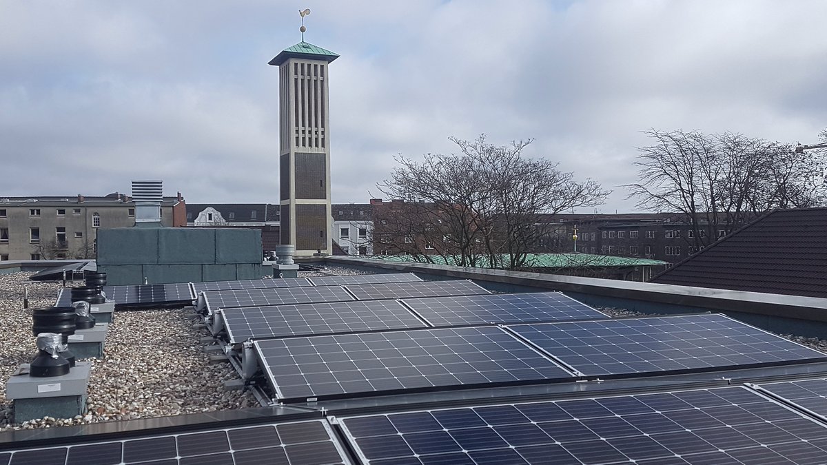 Unsere #Mieterstrom-#Solaranlage auf dem Neubau Bei der Paul-Gerhardt-Kirche ist im Elbe-Wochenblatt: t1p.de/3c26 . In den ersten Monaten hatten wir übrigens 50 % Solaranteil. 🌞