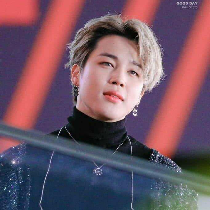 HTigula's tweet image. Happy birthday jimin 
Best dancer ever, best vocalist, one of the caring person... Borahae 
#HappyJiminDay 
#HappyBirthdayJimin 
#mochiday
@BTS_twt